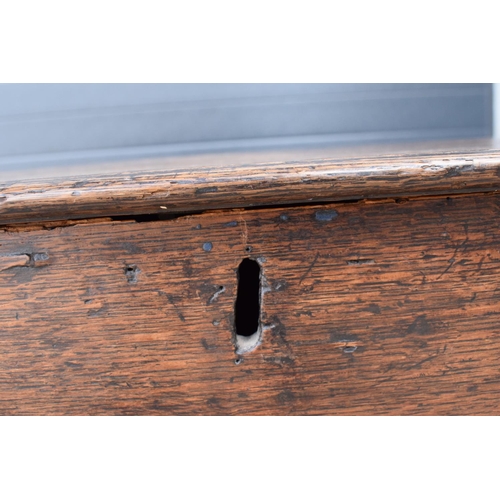 299 - An early 19th century oak chest/ blanket box with a lift up lid. 121 x 44 x 47cm. In good condition ... 