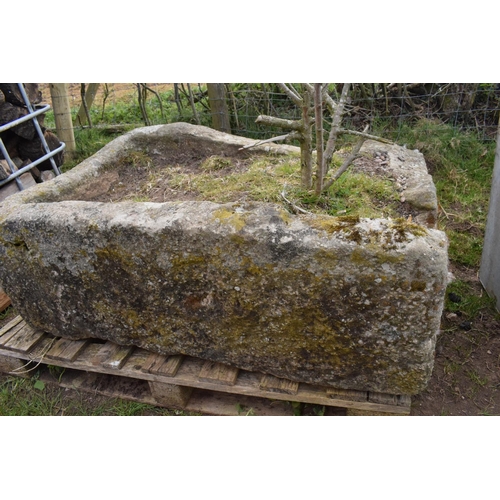 318 - A 19th century sandstone trough / planter. max dimensions are approximately 114 x 79 x 43cm. There i... 