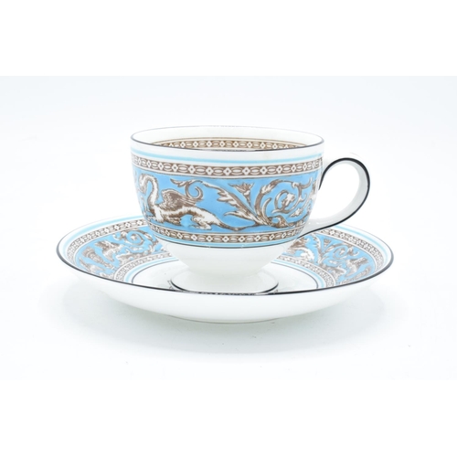 65 - A collection of Wedgwood Florentine to consist of 10 cups and saucers (20 pieces). In good condition... 