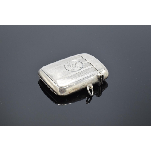 235 - A silver vesta case hallmarked for Birmingham 1913. 25.0 grams gross weight. 5cm in height.