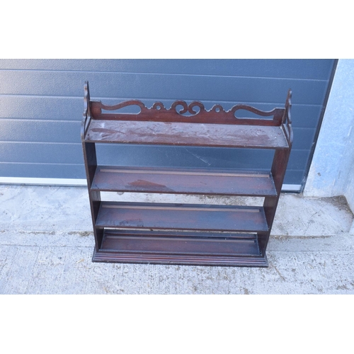 346 - Edwardian wooden wall shelf/ plate rack. In good condition with wear and tear as expected. 76 x 15 x... 