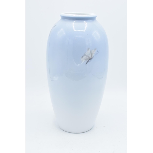 70 - Royal Copenhagen vase with Apple Blossom design. 2629/2129. In good condition with no obvious damage... 