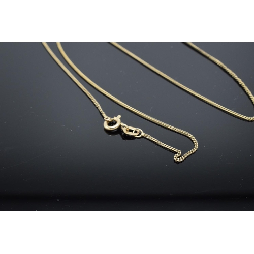 206 - A 9ct gold chain with hallmarks and stamped Italy 375, 1.4 grams. Approx 41cm in length.