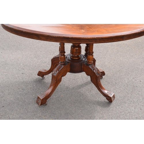 291 - Late 19th century Victorian walnut veneered table with tilt top movement. In good condition with som... 