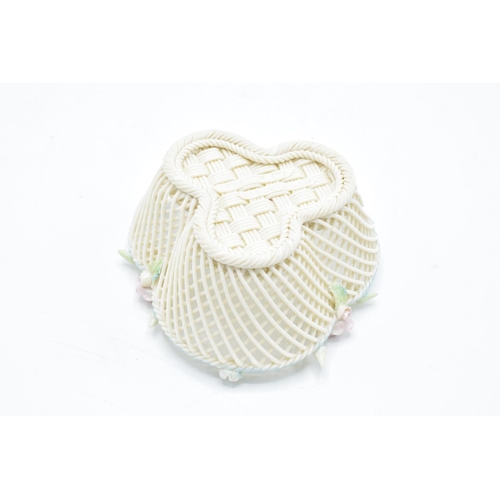 40 - Belleek of Ireland trefoil-shaped weave basket with floral decoration with painted highlights. In go... 