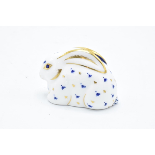 92 - Royal Crown Derby paperweight in the form of a rabbit. In good condition with no obvious damage or r... 