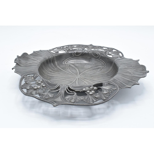 256 - An Art Nouveau WMF pewter dish raised on 4 ball feet stamped 'WMF'. 26cm long .In good condition wit... 