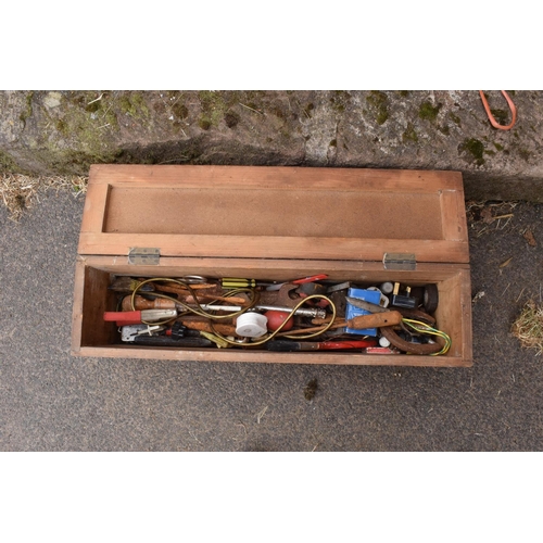 301G - A 20th century wooden tool chest to include the contents. NO POSTAGE.