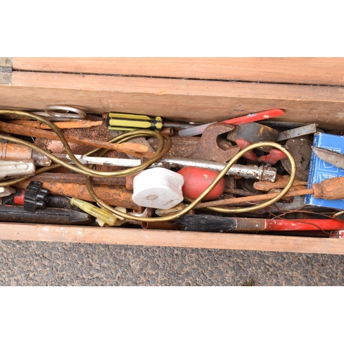 301G - A 20th century wooden tool chest to include the contents. NO POSTAGE.