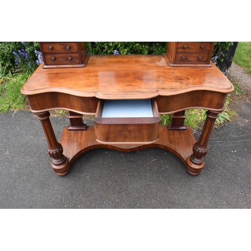 302 - Victorian mahogany duchess dressing table circa 1870 / 80. 124 x 60 x 170cm. In good functional cond... 