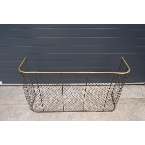 322 - A late 19th/ early 20th century brass and wire tall fire guard /nursery guard. 129 x 38 x 70cm. Ther... 