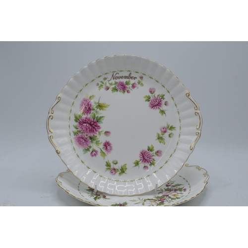 70D - A collection of Royal Albert items in the Flower of the Month Series to include 6 x cake plates with... 