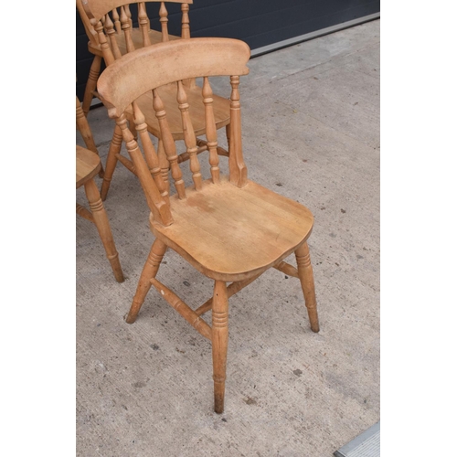 376 - A set of 6 matching antique style hardwood kitchen chairs with spindle backs (6). 84cm tall. Set 2. ... 