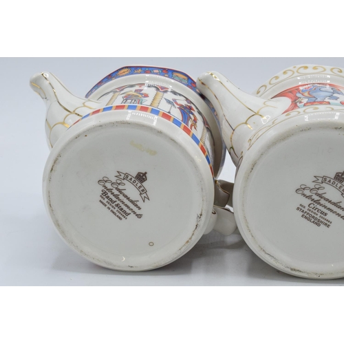 80C - A collection of James Sadler teapots to include Circus, Band Stand and the Circus (3). In good condi... 