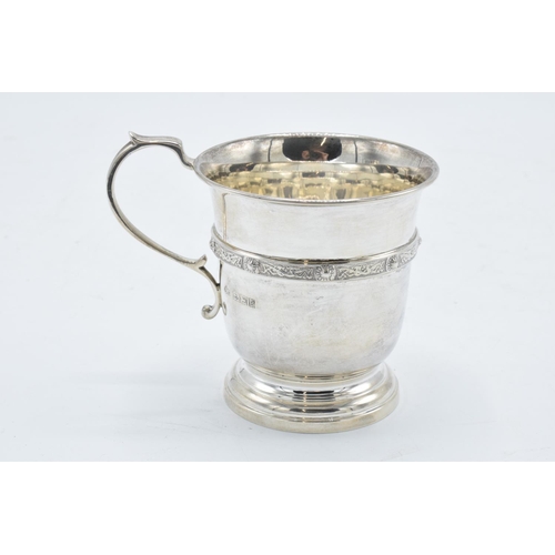 215D - Silver Christening mug / cup. Birmingham 1966. 89.5 grams. In good condition. 8cm tall.