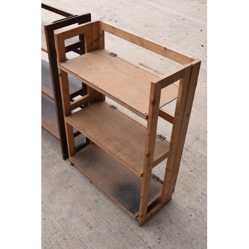 237A - A pair of wooden folding / collapsible display stands which are ideal for use at antiques fairs, car... 