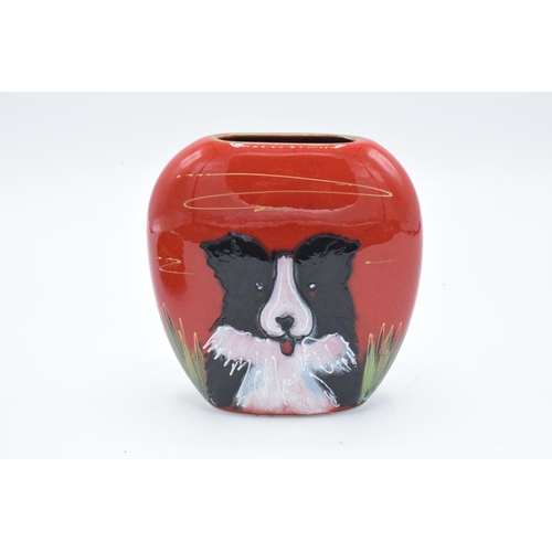 91 - Anita Harris Art Pottery limited edition vase of a Collie: produced in an exclusive edition of 25 fo... 