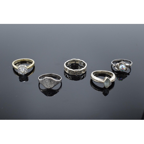 301 - A collection of silver 925 rings to consist of various sizes and designs, some are set with semi-pre... 