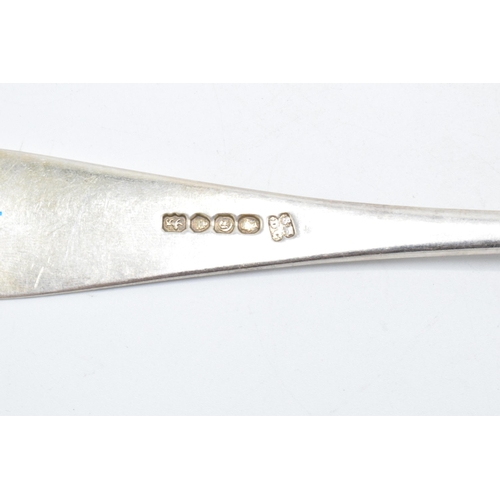 331 - Silver serving spoon. 70.0 grams