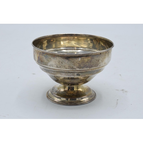 374 - Small Silver footed pedestal bowl. 32.9 grams. 8.5cm diameter. Birmingham 1912.