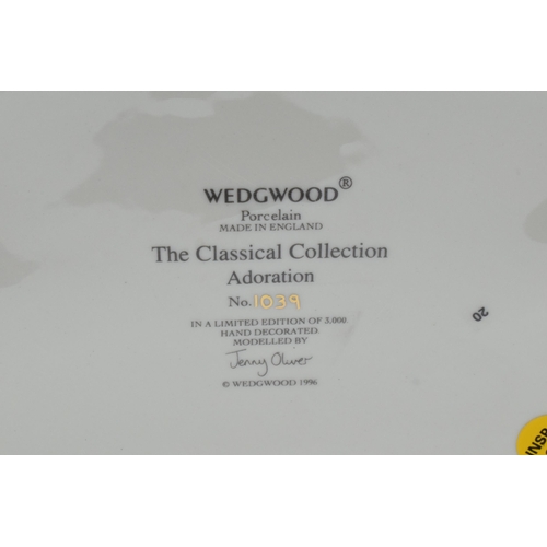 119 - Large Wedgwood figure 'Adoration' from the Classical Collection. Number 1039/3000. 30cm tall. In goo... 