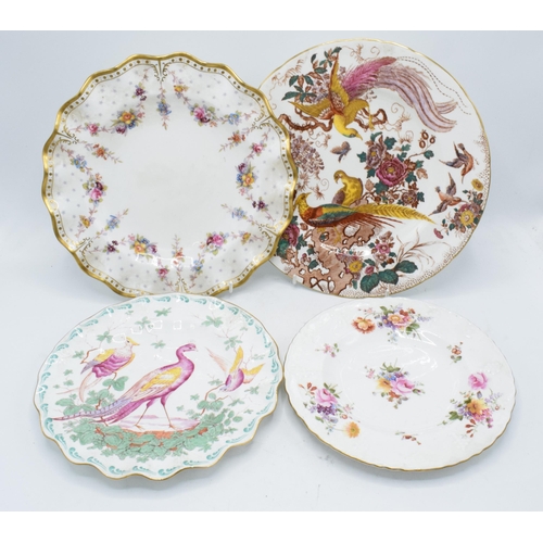 84 - A collection of Royal Crown Derby items to include a Posies 21cm diameter plate, 22cm shaped edge pl... 