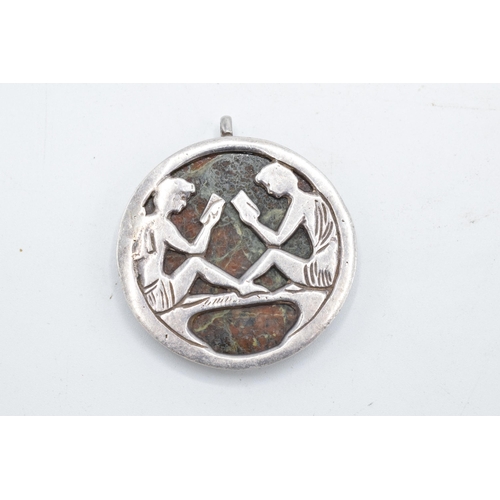 95A - A large 1970s Romanesque silver and agate
pendant. Hallmarked Edinburgh 1976 by Magnus Maximus Desig... 