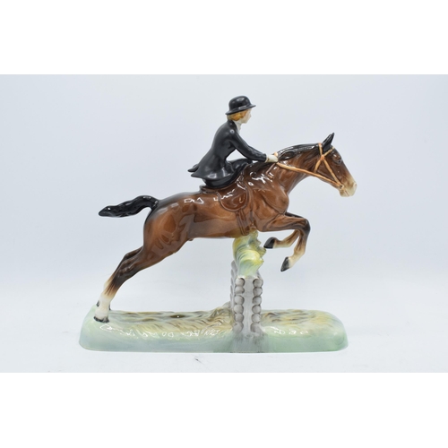 174 - Beswick Huntswoman 982. The piece appears to be in good condition however it has experienced restora... 