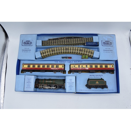 268 - Hornby (Meccano) Dublo electric train set Duchess of Montrose Gauge 00. All untested. Appears to be ... 