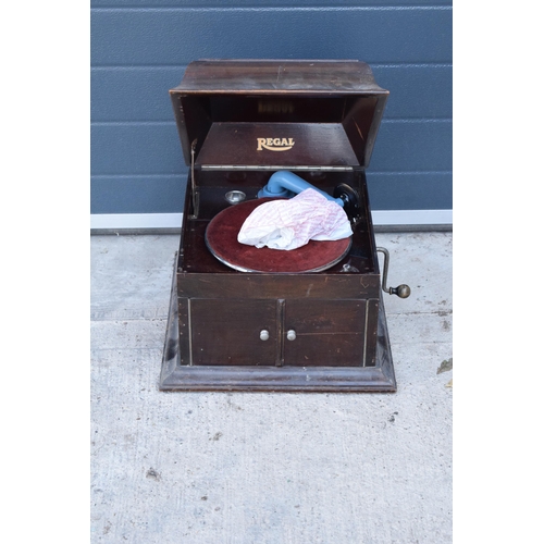 287A - A Regal record player (untested)