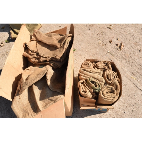 287B - A large collection of hessian sacks and bags (no postage)