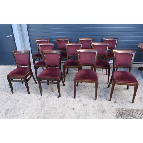 309 - A collection of late 20th century upholstered wooden pub / restaurant chairs (11). 84cm tall. In goo... 