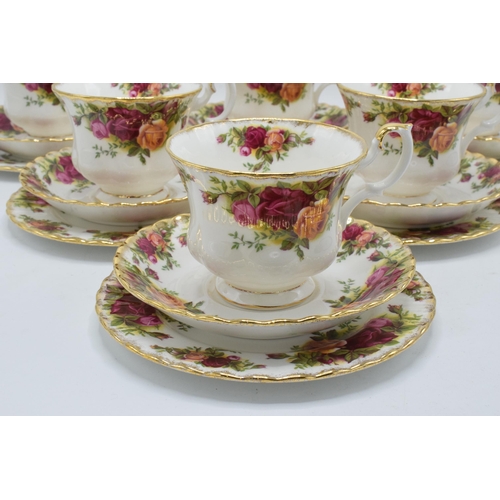 62 - A collection of Royal Albert Old Country Roses items to include 6 trios (missing 2 saucers)(16 piece... 