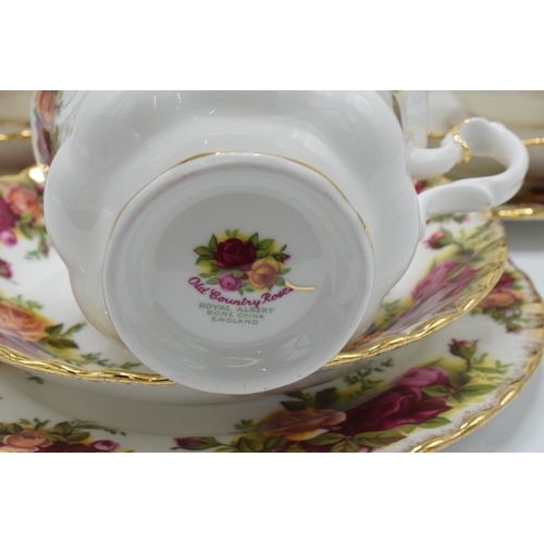 62 - A collection of Royal Albert Old Country Roses items to include 6 trios (missing 2 saucers)(16 piece... 