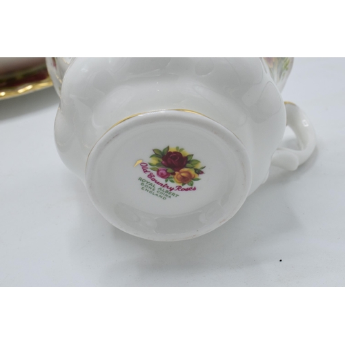 63 - A collection of Royal Albert Old Country Roses items to include 6 trios (18 pieces). In good conditi... 