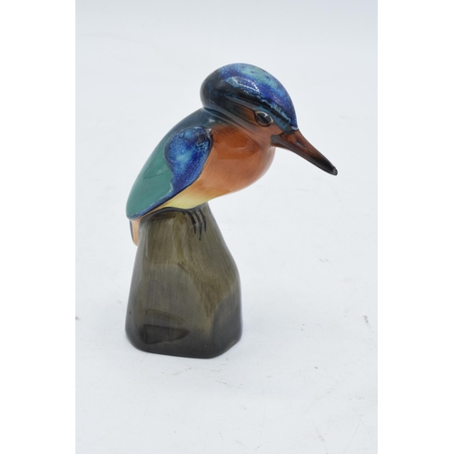 130 - Royal Doulton Kingfisher on Rock HN131. 10.5cm tall. In good condition with no obvious damage or res... 