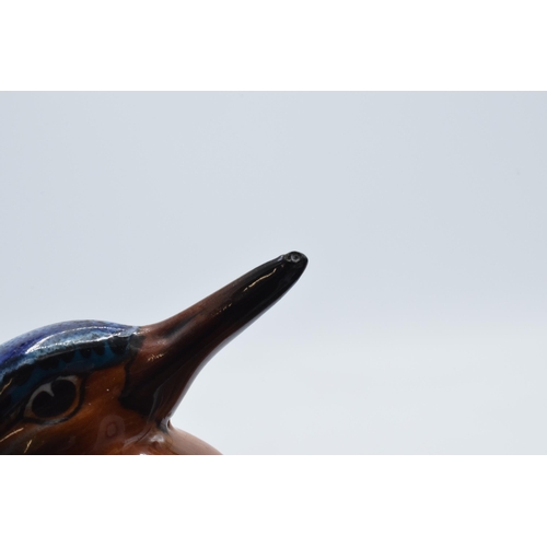 130 - Royal Doulton Kingfisher on Rock HN131. 10.5cm tall. In good condition with no obvious damage or res... 