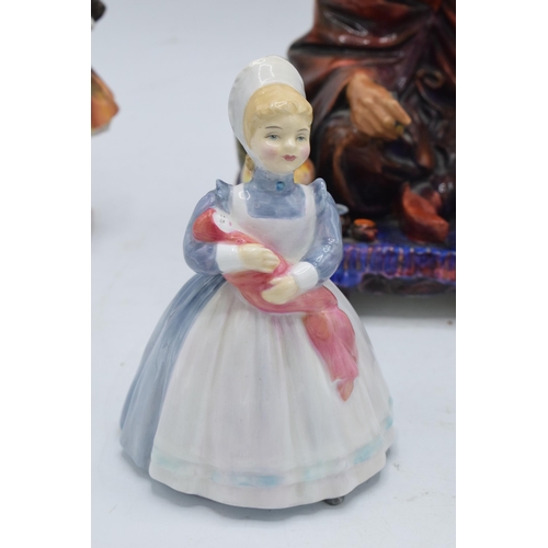 132 - A collection of Royal Doulton figures to include Alice HN2158, Pearly Boy HN1482 af, Pearly Girl HN1... 