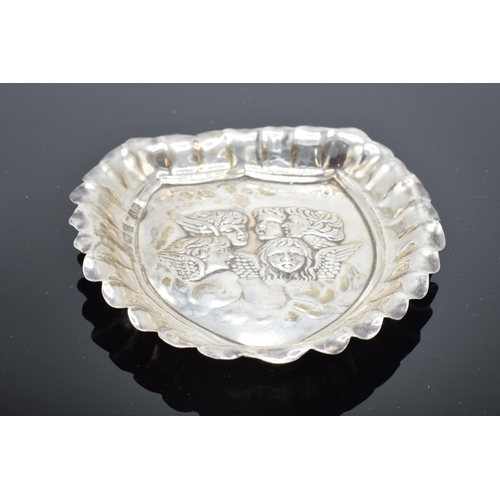 208 - Edwardian silver cherub shield-shaped pin tray with Reynold's Angels decoration. Birmingham 1902. 9x... 