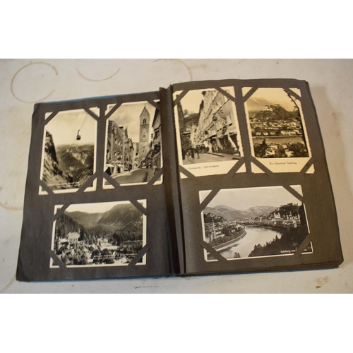 256 - A collection of post card albums to include British and foreign contents to include late 19th and 20... 