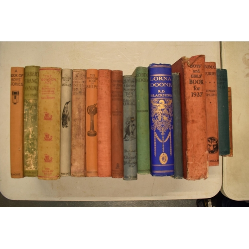 276 - A good collection of illustrated books ranging from the early - mid 20th century (16 books), general... 