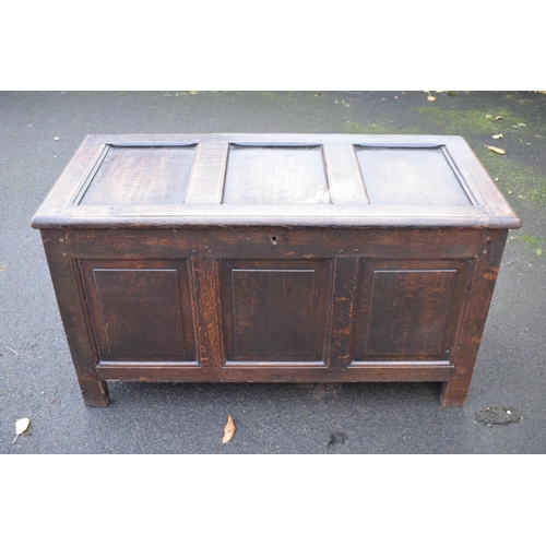 350 - A late 18th / early 19th century 3 panel oak coffer with hinged lid. 115 x 51 x 64cm tall. In good f... 