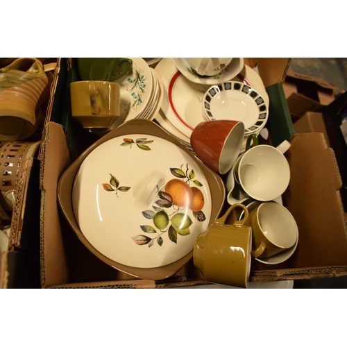 43L - An extensive collection to mainly consist of vintage mid century pottery tea and dinner ware to incl... 