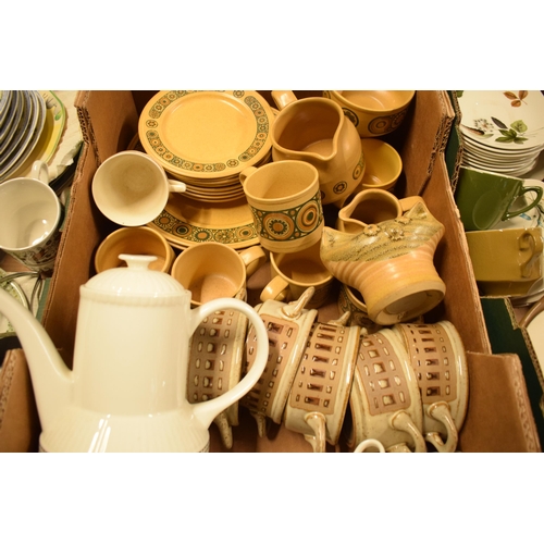 43L - An extensive collection to mainly consist of vintage mid century pottery tea and dinner ware to incl... 