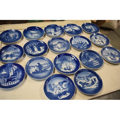 52 - A collection of Royal Copenhagen Christmas plates to include 1970, 71, 74, 74, 75, 77, 78, 81, 82, 8... 