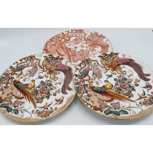 67 - A collection of Royal Crown Derby 27cm diameter plates to include Olde Avesbury x 2 and a Red Aves p... 