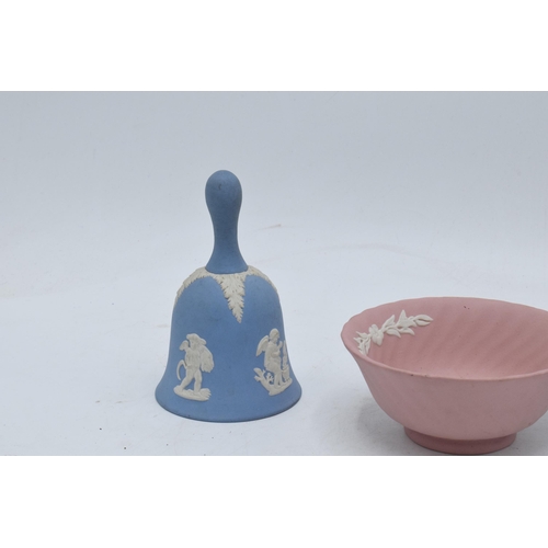 87 - A collection of Wedgwood Jasperware to include a pink bowl and blue examples together with a Beswick... 