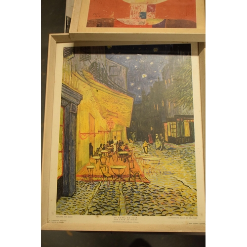 350 - A collection of 20th century framed prints to include famous paintings by artists such as Pablo Pica... 