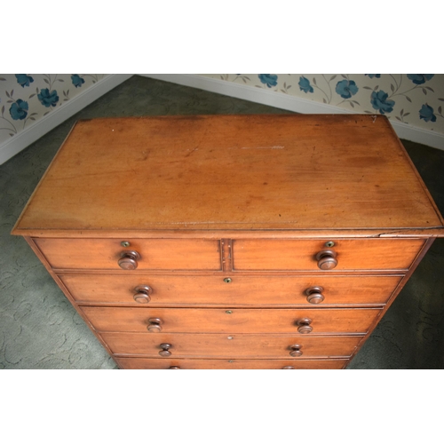 394 - Victorian wooden 2 over 4 chest of drawers with turned wooden handles. 106 x 52 x 122cm tall. In goo... 