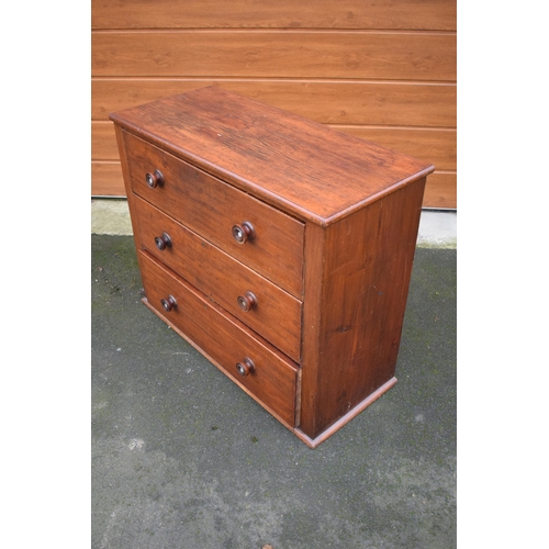 409 - Late 19th / early 20th century chest of 3 drawers with turned drawer handles. 106 x 46 x 87cm tall. ... 